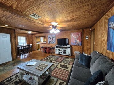 Kerr Lake Country Home & Shop - 5 Acres - image 10