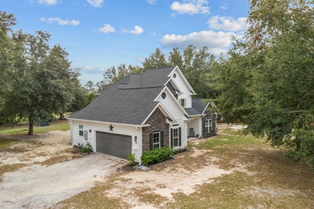 Chiefland Country Home For Sale! - image 34