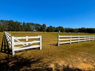 Golf Course Property with Apartment and Unfinished Home - image 9