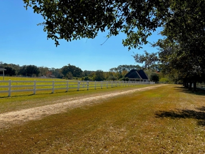 Golf Course Property with Apartment and Unfinished Home - image 7