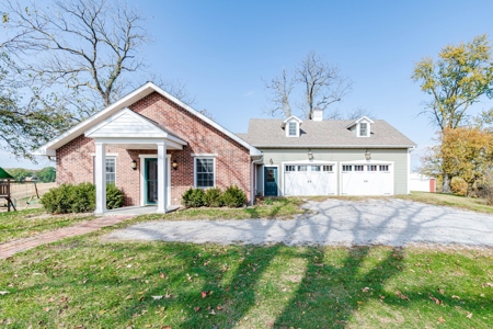 Historic Missouri Estate with 349.15 Acres - image 32