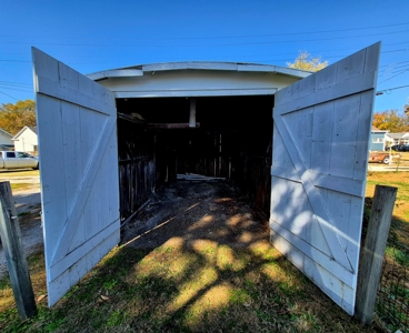 Historic Home for Sale in Fayette, MO, Fixer Upper - image 39