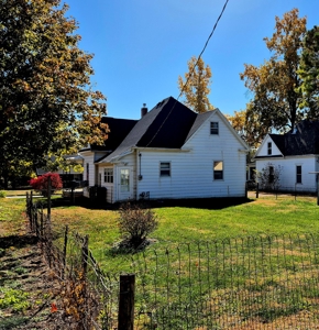 Historic Home for Sale in Fayette, MO, Fixer Upper - image 33