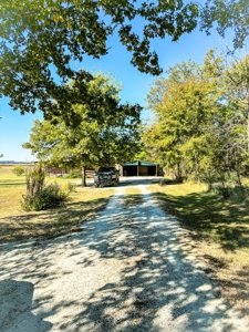 885 Sq Ft Cabin on 1.58 Acres in Garvin, OK - Bid Online - image 26