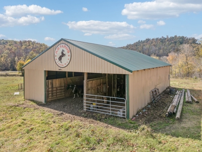 Ranch For Sale In Tennessee, Creek, Pond, Shop, Barn, Huntin - image 25