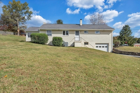 Brick Ranch Home for Sale in Roanoke VA - image 37