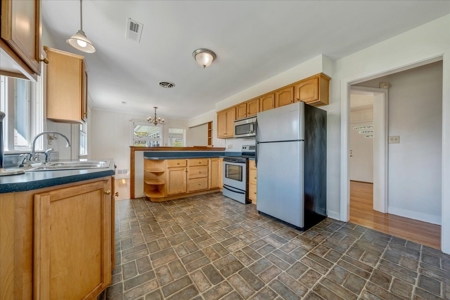 Brick Ranch Home for Sale in Roanoke VA - image 15