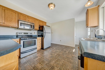 Brick Ranch Home for Sale in Roanoke VA - image 14
