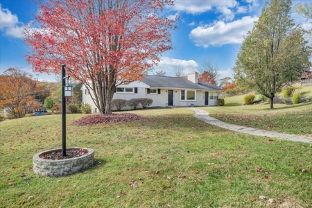 Brick Ranch Home for Sale in Roanoke VA - image 1