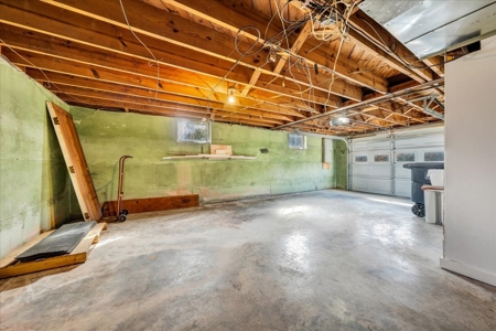 Brick Ranch Home for Sale in Roanoke VA - image 36
