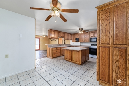 Home For Sale Sonora TX - On 2 City Lots! - image 10