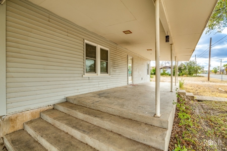 Home For Sale Sonora TX - On 2 City Lots! - image 6