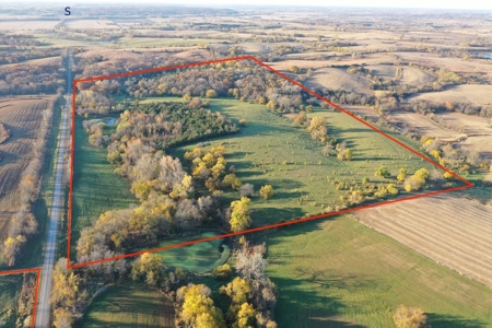 80 ± Acre Southern Parcel Farmland for Sale in Blockton, IA - image 7