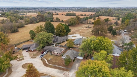 Pryor, OK Home For Sale - image 25