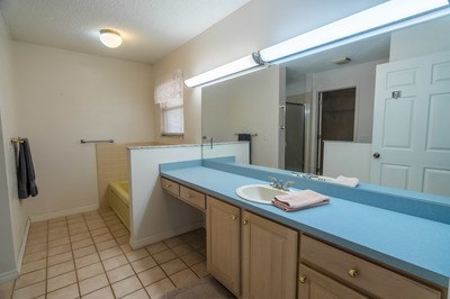 Home For Sale In Columbia County Florida Close To Town - image 16