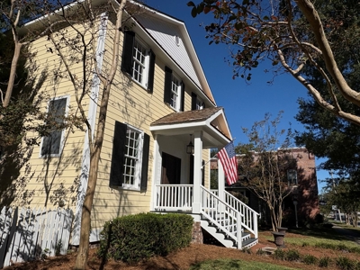 Waterfront Home in Historic Bath, NC - image 3