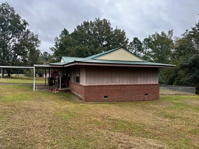 Home for sale in Hartford, Alabama - image 6