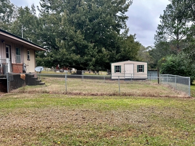 Home for sale in Hartford, Alabama - image 7