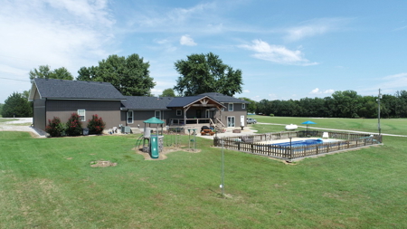 Luxury Country Home for Sale in El Dorado Springs, MO - image 47