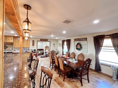 Luxury Country Home for Sale in El Dorado Springs, MO - image 16