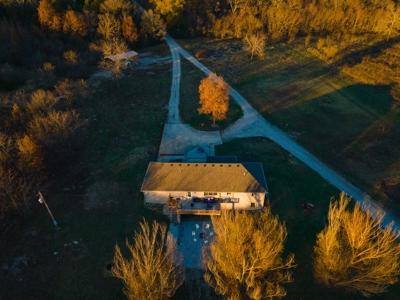 Home with Land for Sale in Weaubleau, MO - image 19