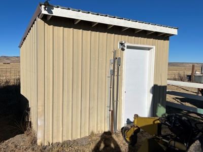 Eastern Oregon Three Bedroom Country Home - image 35