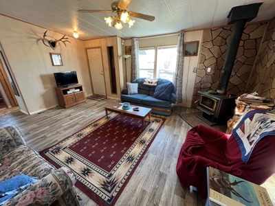 Eastern Oregon Three Bedroom Country Home - image 24