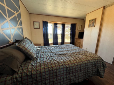 Eastern Oregon Three Bedroom Country Home - image 27