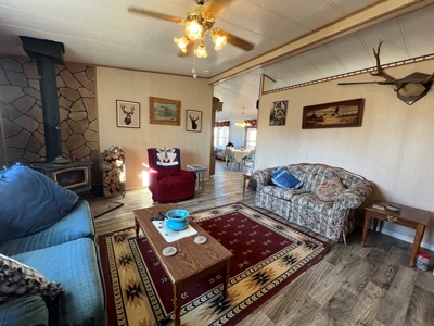 Eastern Oregon Three Bedroom Country Home - image 25