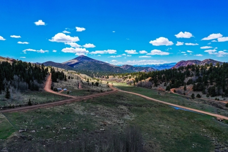 Colorado Mountain Property with Breathtaking Views - image 28