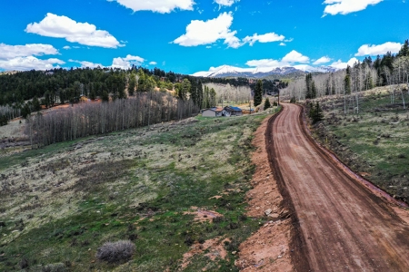 Colorado Mountain Property with Breathtaking Views - image 14