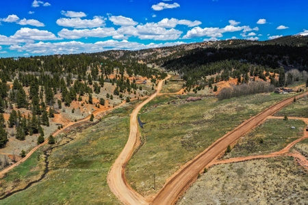 Colorado Mountain Property with Breathtaking Views - image 17