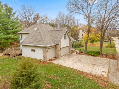 Welcome to this Home located in Columbia County WI - image 3