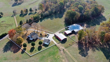 Working Cattle Ranch For Sale  In Tennessee, House, Barns - image 15