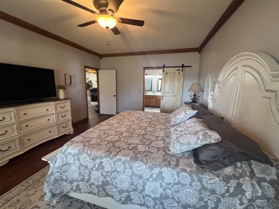 Working Cattle Ranch For Sale  In Tennessee, House, Barns - image 32