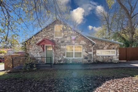 Established Air Bnb for Sale in the Southern Missouri Ozarks - image 3