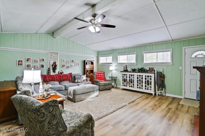 Listing 160