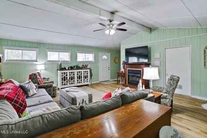 Listing 160