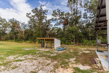 Country Home For Sale in Chiefland Florida! - image 6