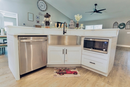 Country Home For Sale in Chiefland Florida! - image 30