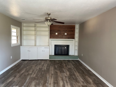 East Texas County Home For Sale - image 4