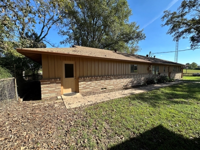 East Texas County Home For Sale - image 24