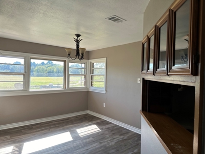 East Texas County Home For Sale - image 5