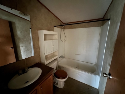 4-Bed 2-Bath Mobile Home on 3 Lots For Sale in Judsonia, AR - image 40