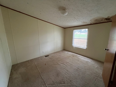 4-Bed 2-Bath Mobile Home on 3 Lots For Sale in Judsonia, AR - image 20