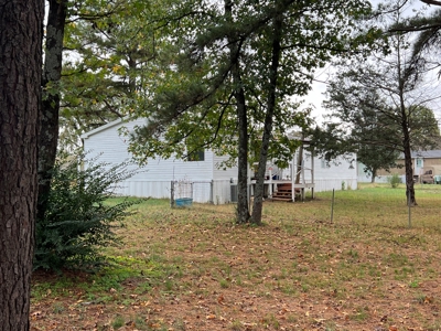4-Bed 2-Bath Mobile Home on 3 Lots For Sale in Judsonia, AR - image 15