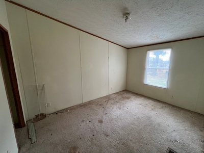 4-Bed 2-Bath Mobile Home on 3 Lots For Sale in Judsonia, AR - image 16