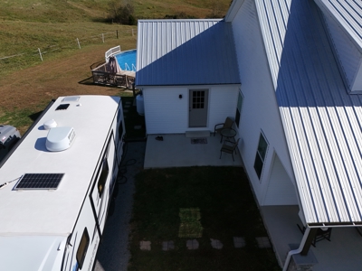 Newer Build in Edmonton, Kentucky - image 5