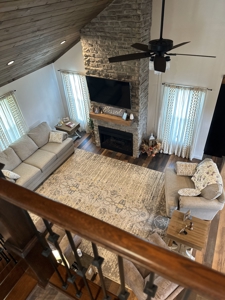 Newer Build in Edmonton, Kentucky - image 22