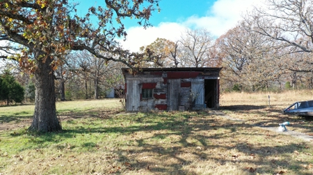 Large Country Home for Sale in Rolla, Missouri - image 17